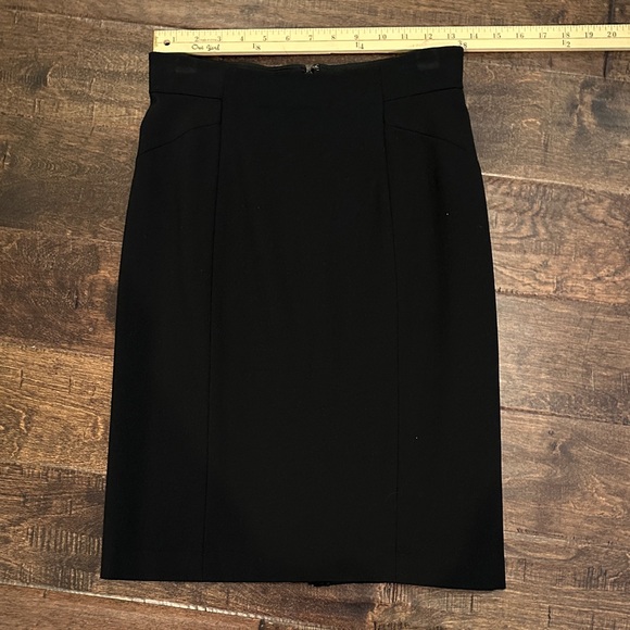 Ann Taylor Dresses & Skirts - Ann Taylor Classic Black Pencil Skirt